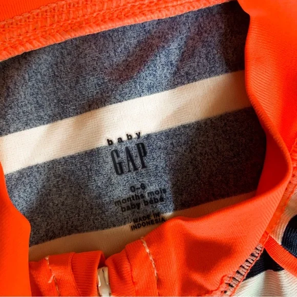 Gap • Rashguard - Picture 5 of 5